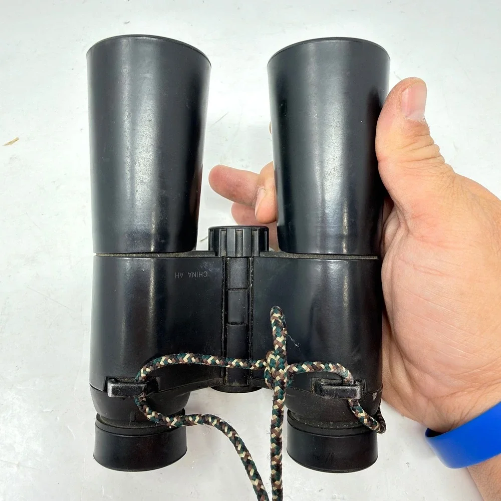 Bushnell Binoculars 10x42 Black Ruby Coated Lens 13-1042
